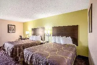 Super 8 By Wyndham Galesburg Hotel Room photo