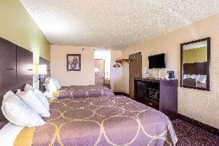 Super 8 By Wyndham Hotel 3*