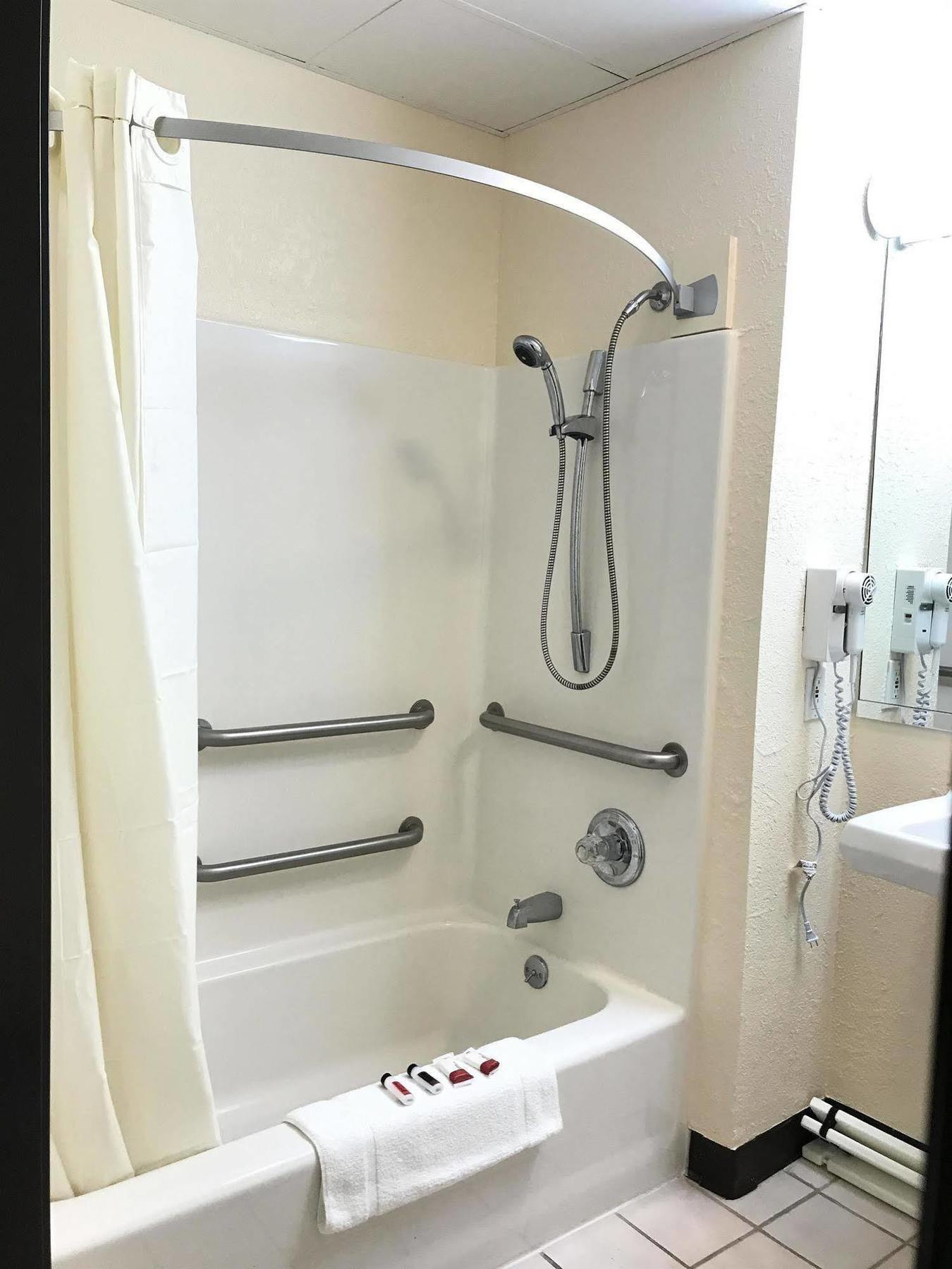 Super 8 By Wyndham 3* Galesburg