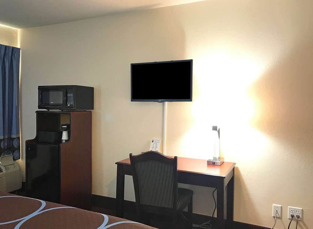 Super 8 By Wyndham 3*