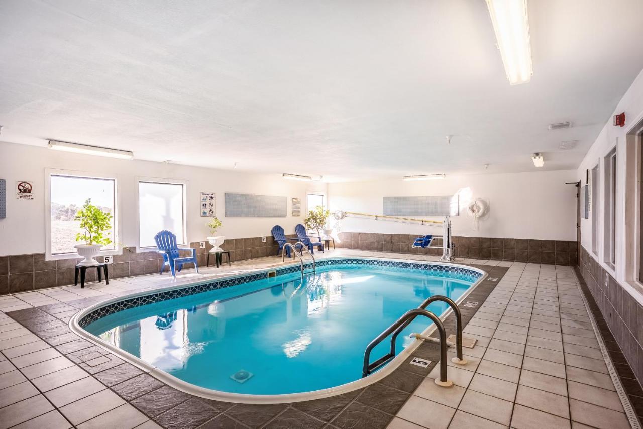 Hotel Super 8 By Wyndham 3*